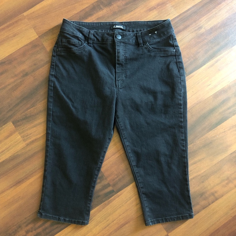 Stretchy capri jeggings